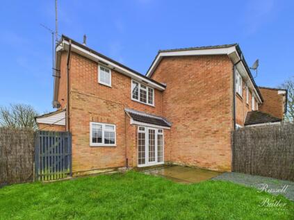 Small Crescent, Buckingham, Buckinghamshire, MK18