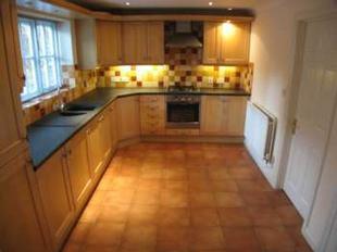 KITCHEN 13'2 x 9'2