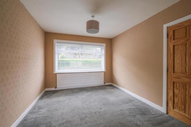 3 bed Semi-Detached for sale Image 7