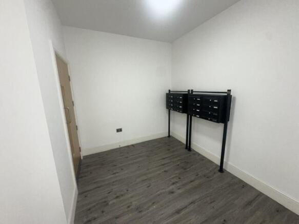1 bed Flat to rent Image 10