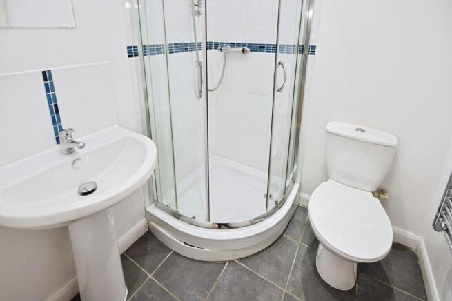 2 bed Apartment for sale Image 7