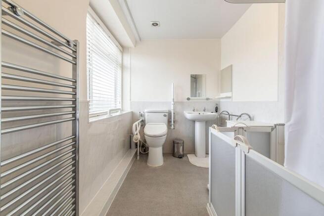 En-Suite Shower / WC