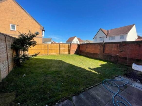 the barrows 4 garden