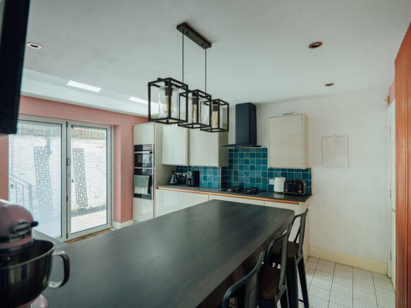 Kitchen / Dining Room