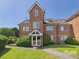 7, Old Fives Court, Slough SL1 7ET