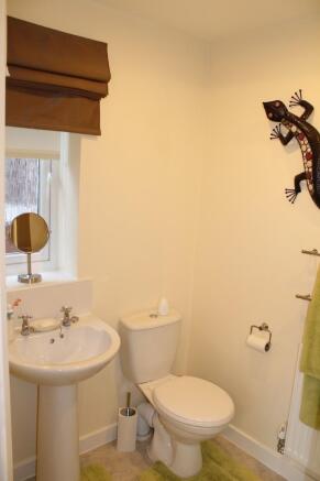 en-suite to bed 1