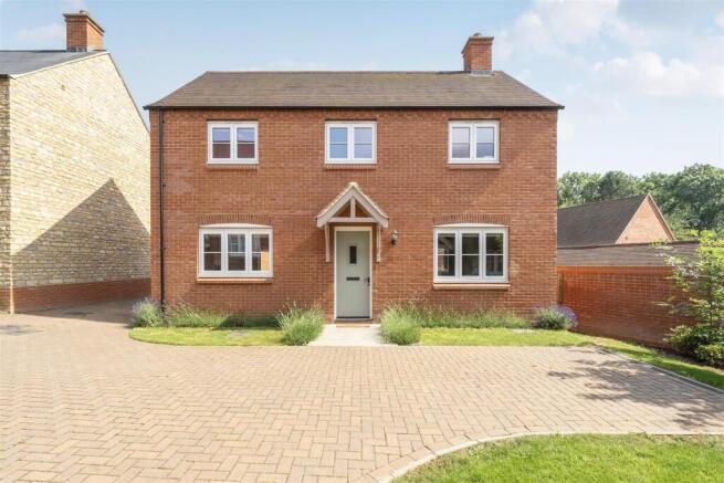 20 Tanters Road, Towcester (31) cr.jpg