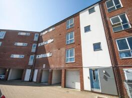 68, Aviation Avenue, Hatfield AL10 9UD