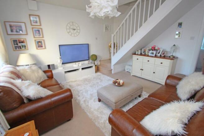 25 Ayrshire Living Room