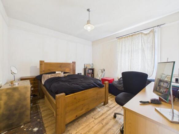 4 bed Terraced for sale Image 10