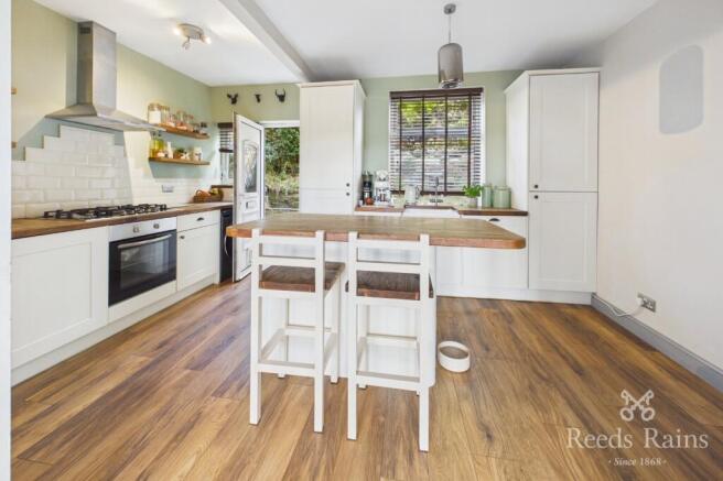 2 bed Terraced for sale Image 4