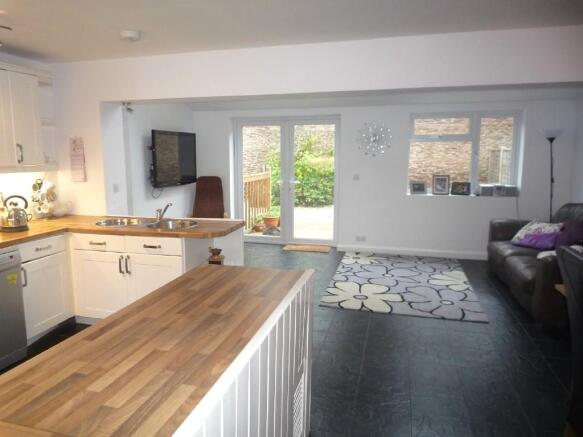 Kitchen/family room
