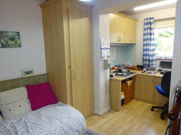 Photo 9
