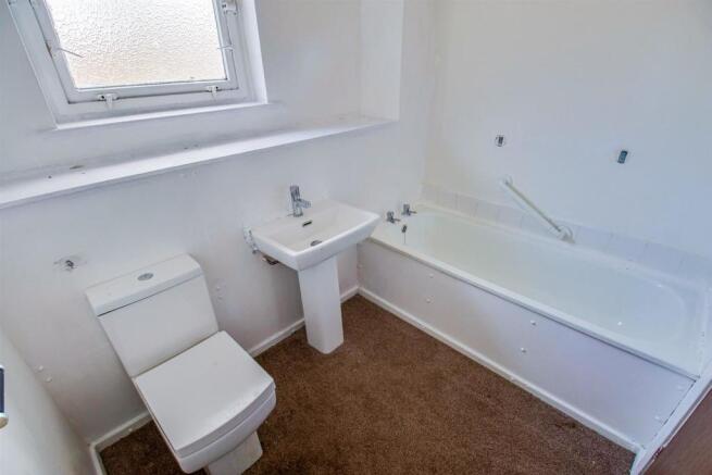 BATHROOM/W.C.