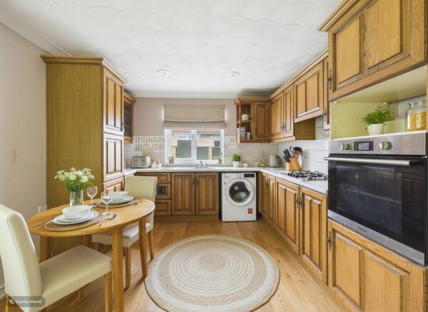2 bed Detached Bungalow for sale Image 4
