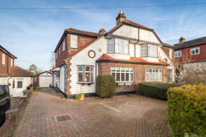 72, Oaks Avenue, Worcester Park KT4 8XD