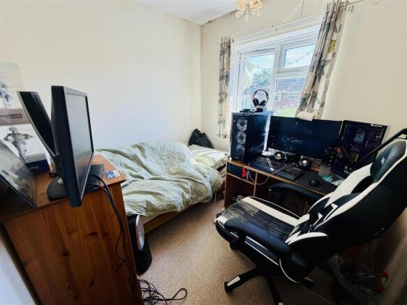 3 bed Terraced for sale Image 10