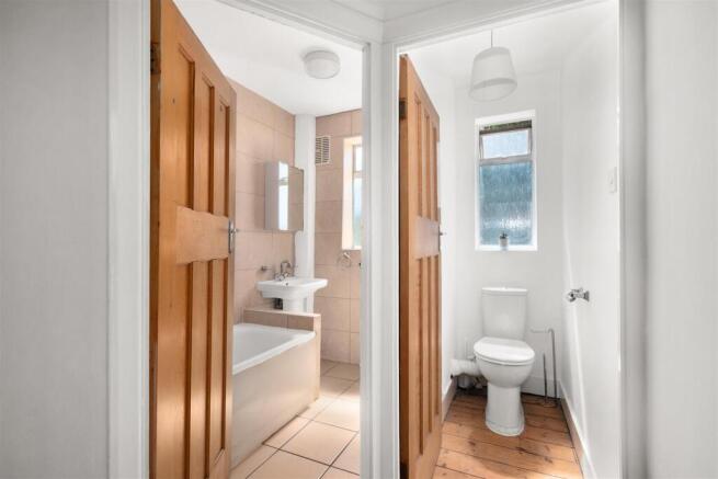 Bathroom & Toilet