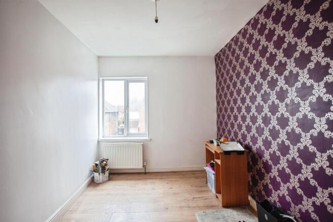 3 bed Semi-Detached for sale Image 6