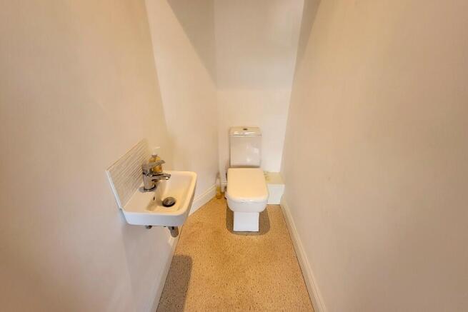 DS Cloakroom 