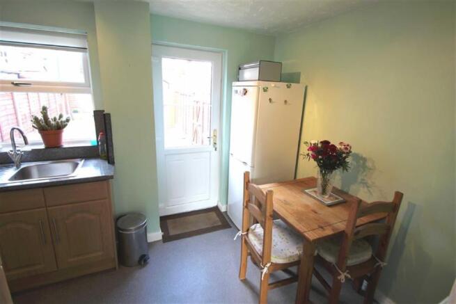Kitchen / Dining Roo