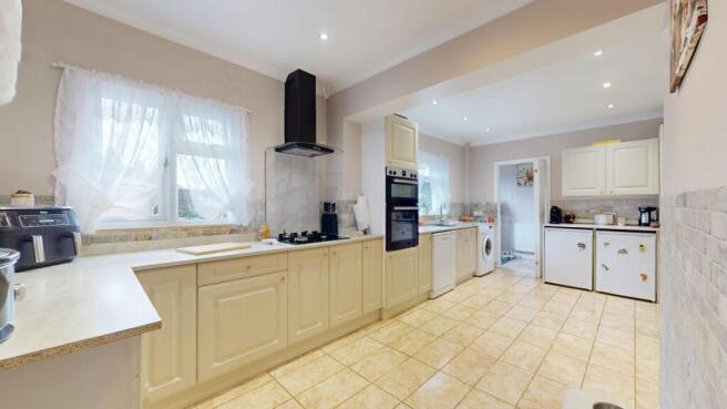 Milroy Avenue, Northfleet, Gravesend, DA11 photo 4