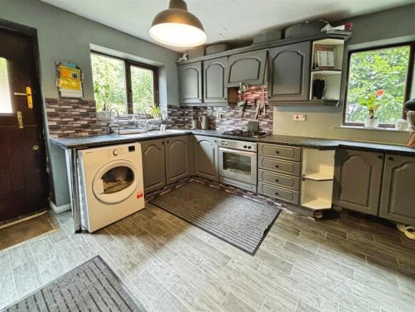 2 bed End of Terrace for sale Image 4