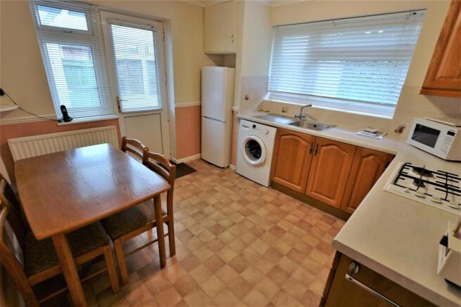 Kitchen 3.jpg