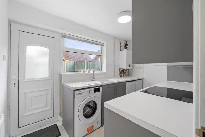 Oriel Drive, Aintree Village, Liverpool photo 4