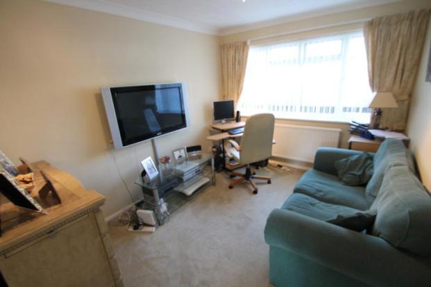 STUDY/T.V ROOM