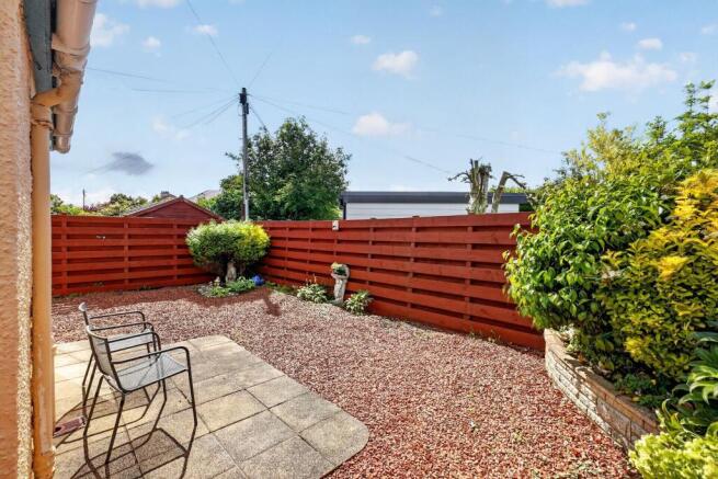 15 Caerlaverock Avenue, Prestwick, KA9 1HS photo 4