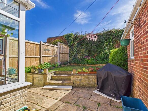 3 bed Semi-Detached for sale Image 10