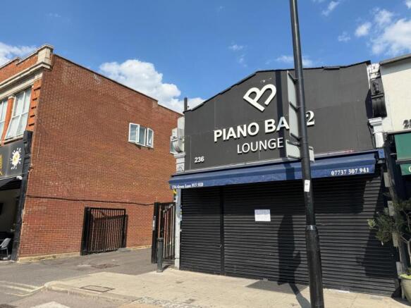236 Green Lanes