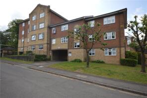 18, Garter Court, Knightsfield, Luton LU2 7LL