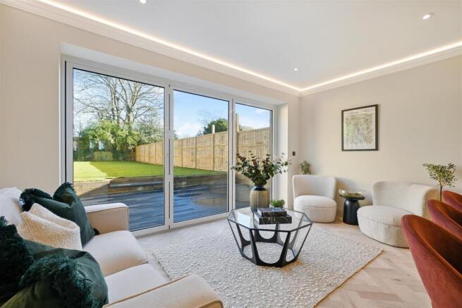 OAKWOOD AVENUE, 4- (5).jpg