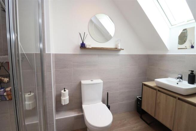 3 bed Semi-Detached for sale Image 6