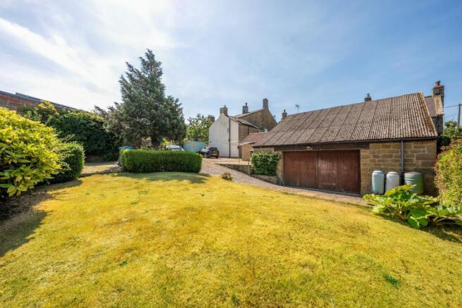 3 bed House for sale Image 5