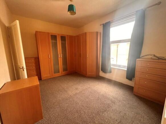 2 bed Terraced to rent Image 9