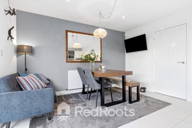 4 bed Detached for sale Image 5