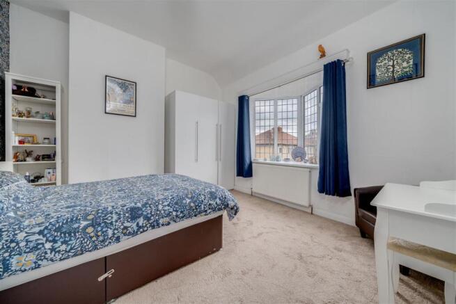 3 bed House for sale Image 11
