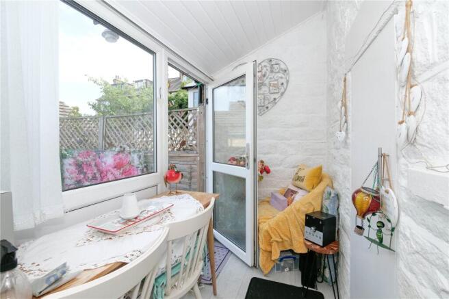 3 bed Terraced for sale Image 5