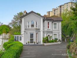 Flat 2, Drake Court, Higher Woodfield Road, Wellswood, Torquay TQ1 2LB
