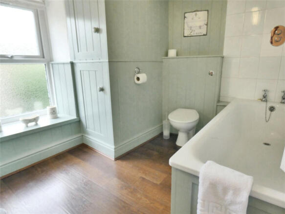 3 bed Terraced for sale Image 11
