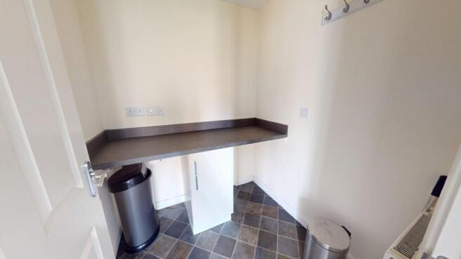 3 bed Semi-Detached for sale Image 7