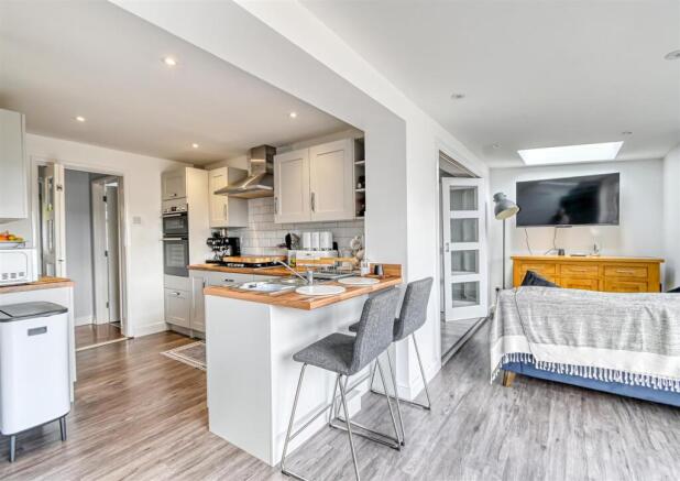 9 Ludlow Heights-03.jpg