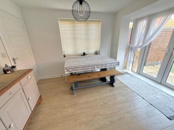 2 Wilcox Way Dini...