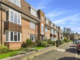 Flat 36, St Margarets Court, The Barons, Twickenham TW1 2AL