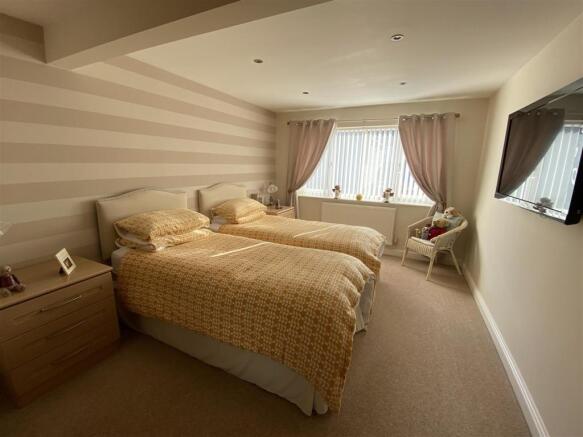 Bedroom no.1 rear double: