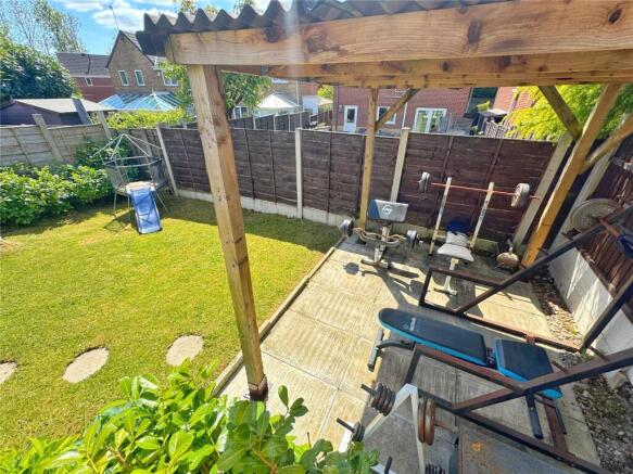 Patio & Lawn