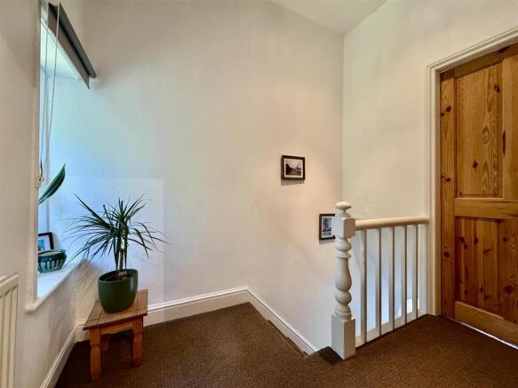 2 bed Terraced for sale Image 11